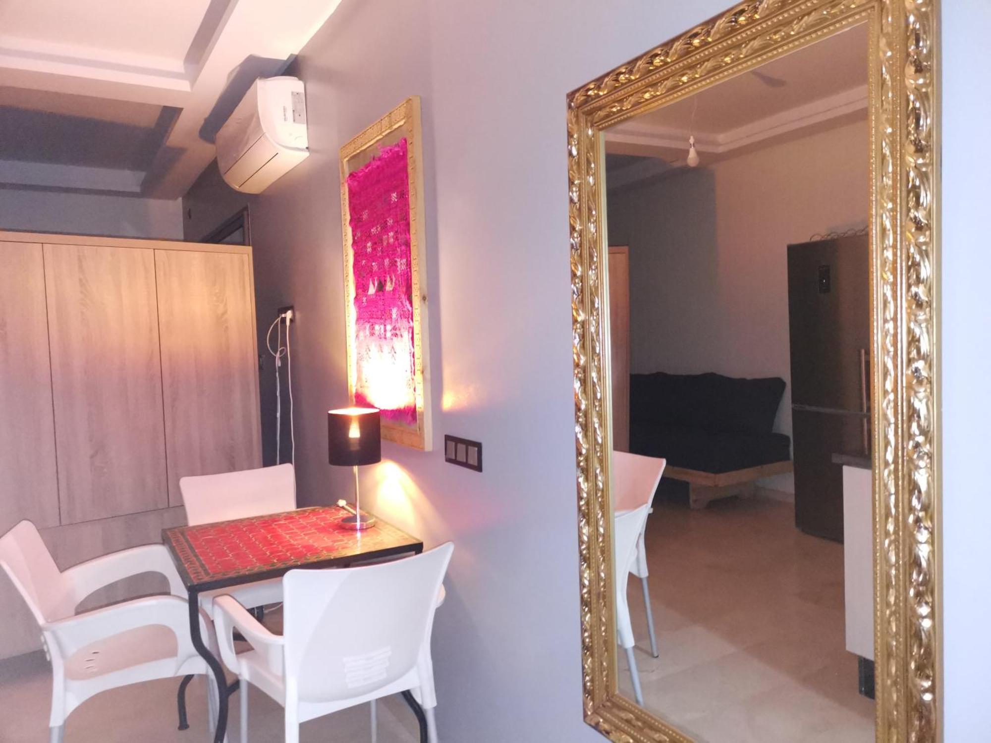 Apartamento In Center Of Marrakech, Gorgeous Furnished And Sparking Flat In Geliz-majorelle